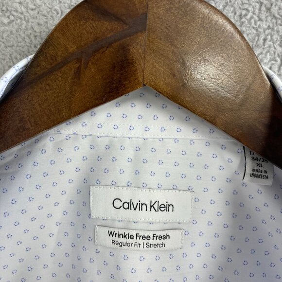 NWOT Calvin Klein Men's XL Wrinkle Free Fresh Dress Shirt White & Blue Pattern - Picture 3 of 7